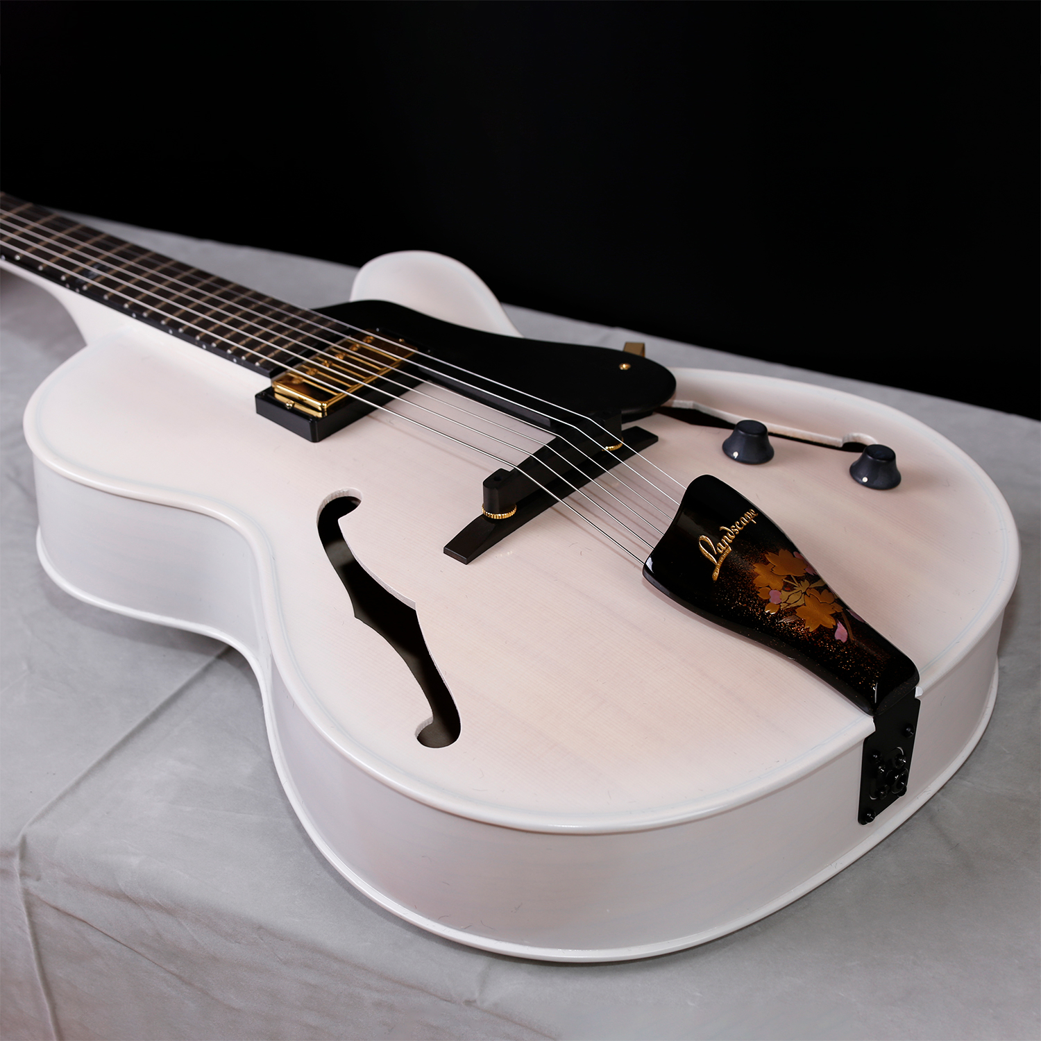 AR-201-WhiteCustom-Arch