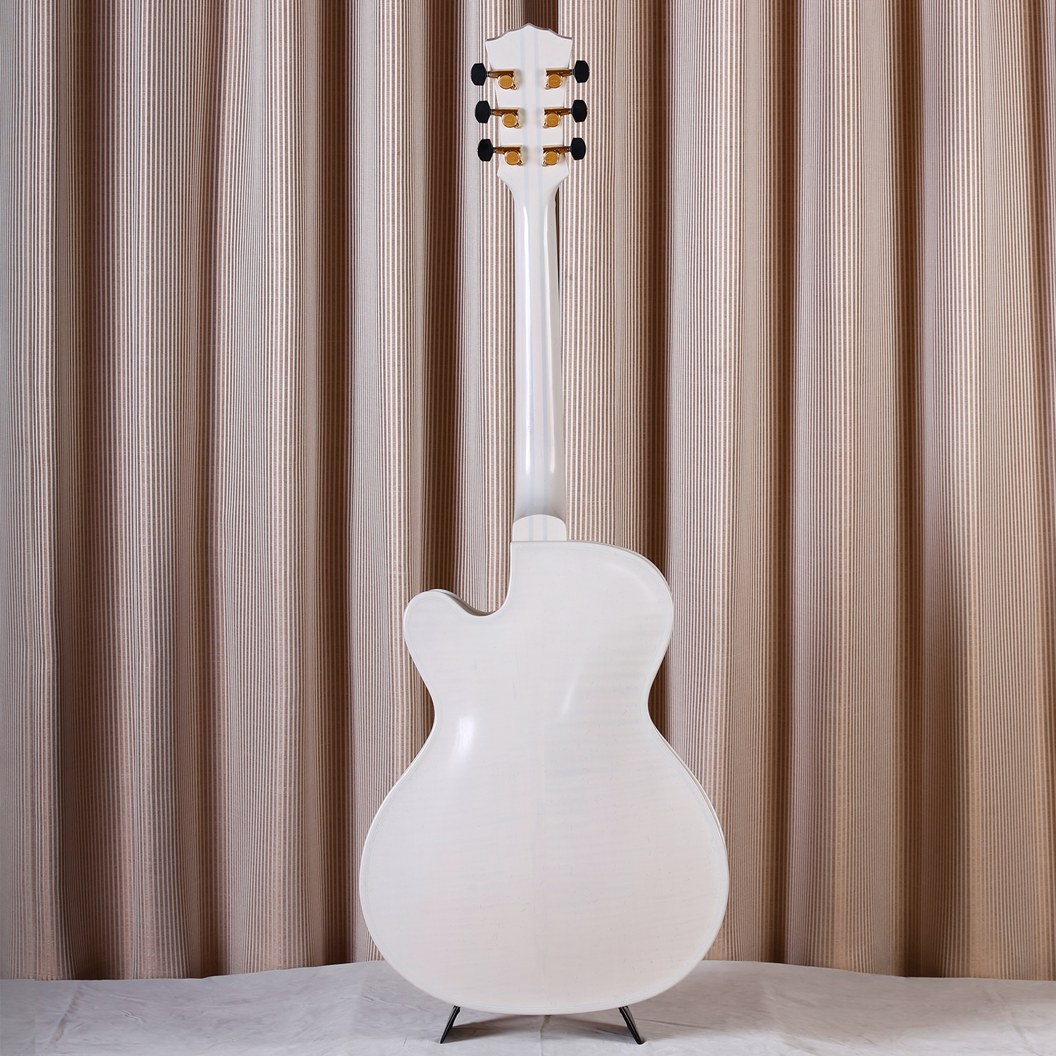 AR-201-WhiteCustom-Back